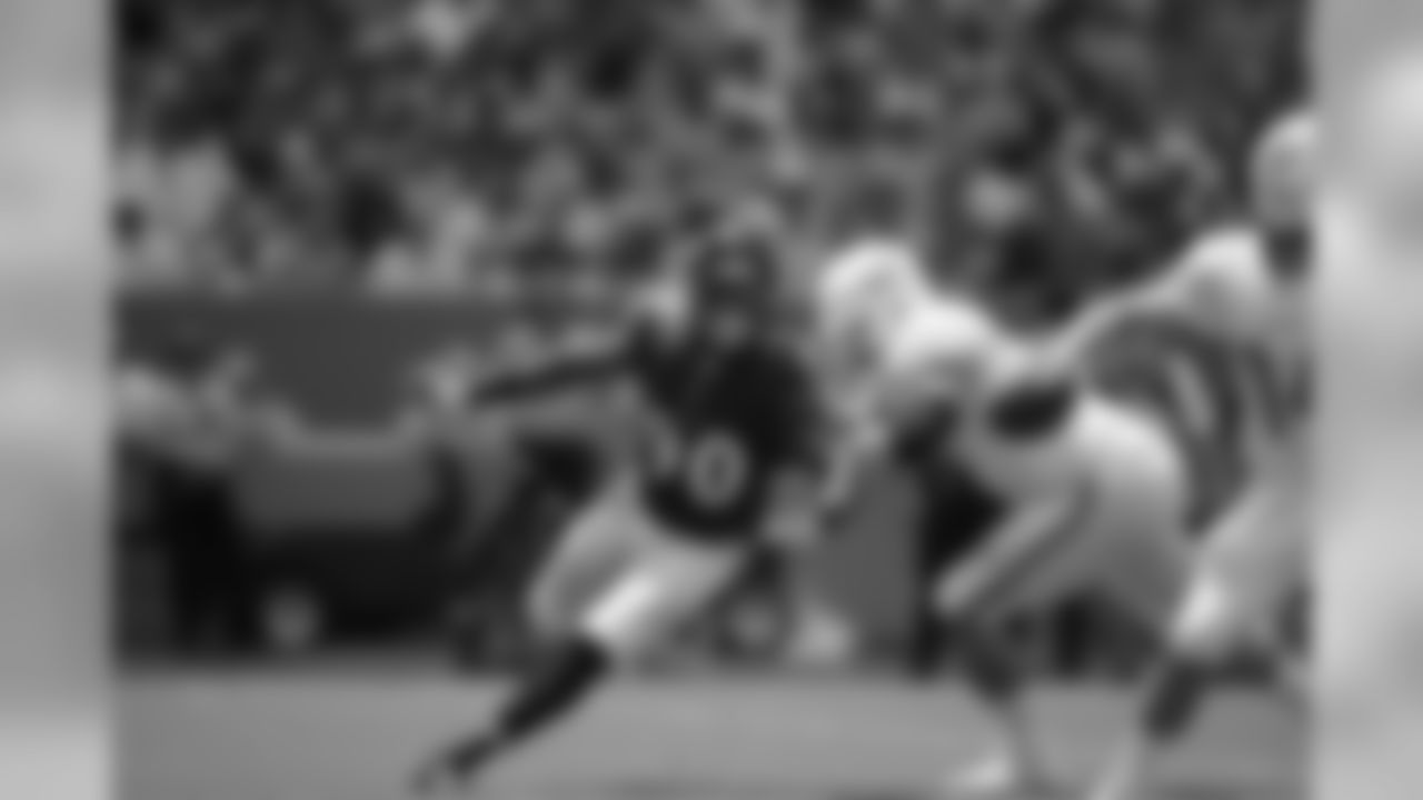 LB Pernell McPhee