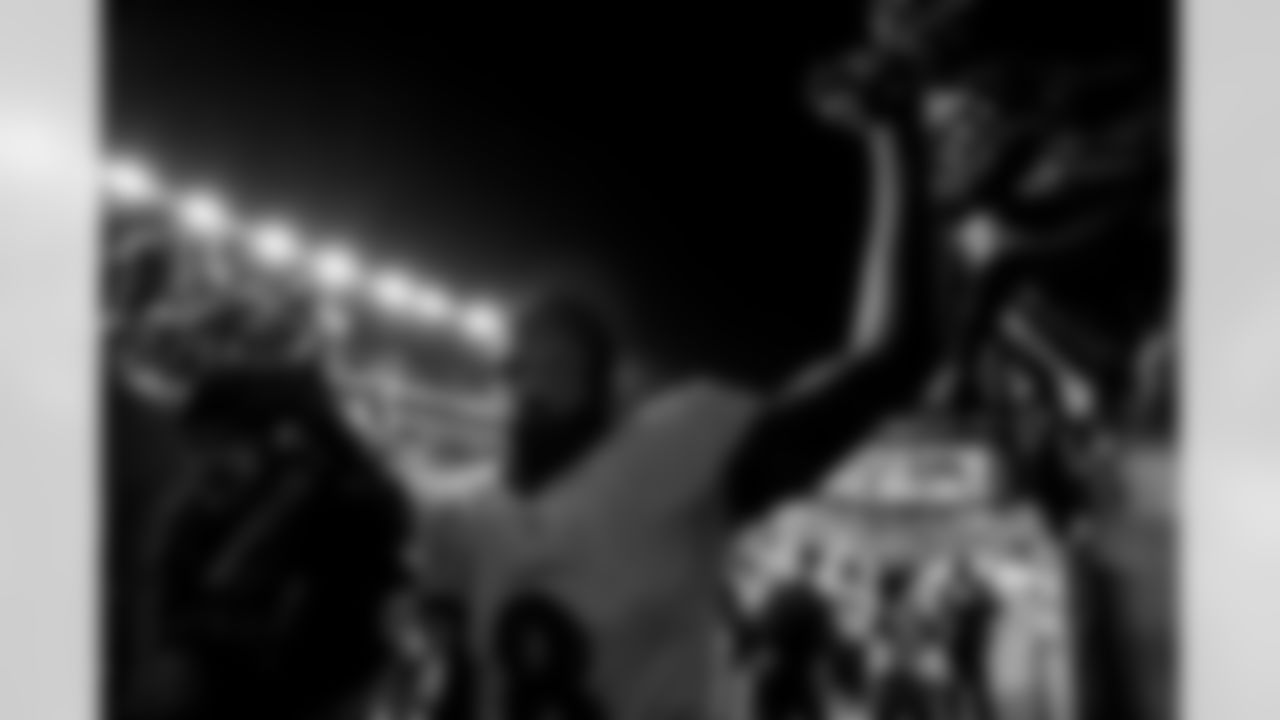 QB Lamar Jackson (8) leaves the field after a game against the Pittsburgh Steelers at Heinz Field on December 5, 2021.