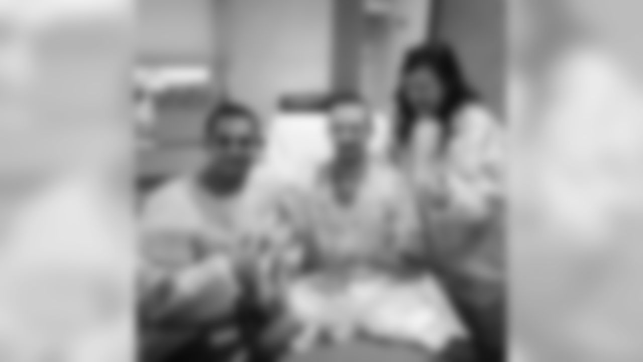 mikecamp_15[Michael Campanaro]: With the Fam! @mommacamps and @coachtil