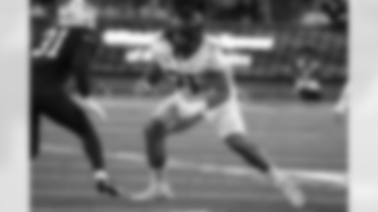Oregon offensive lineman Malaesala Aumavae-Laulu (71) in the first half during an NCAA college football game against Arizona, Saturday, Oct. 8, 2022, in Tucson, Ariz.
