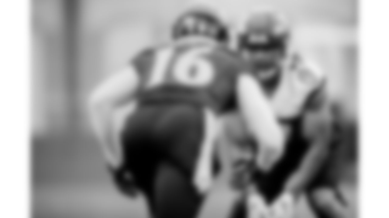 CB Iman Marshall