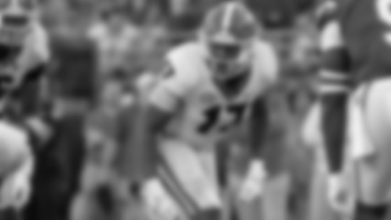 Dean's tape is outstanding, as he flew sideline-to-sideline making stops in the middle of Georgia's national championship defense. Some have concerns because he's a little undersized at 5-foot-11, 229 pounds. Dean also opted not to run the 40-yard dash, so there are questions about his true speed. However, there's a Hall of Fame linebacker in the Ravens' history that also fell until late in the first round because of his size and speed.