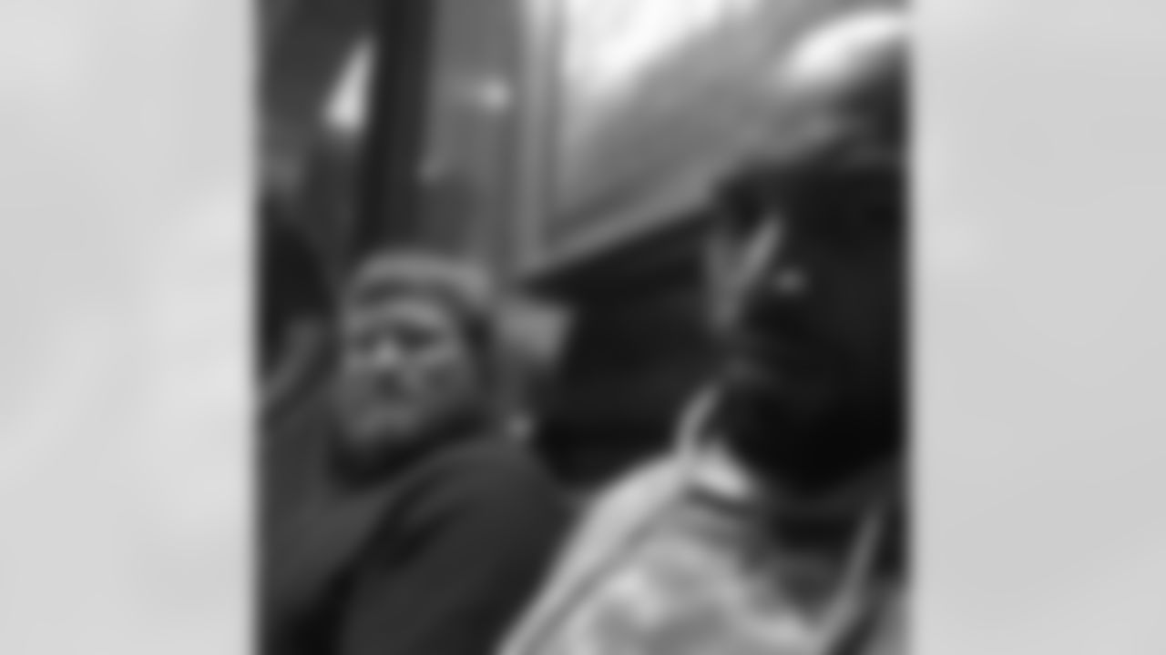 eugenemonroe60[Eugene Monroe]: Marshal won't get on social media #nfl #baltimore #ravens #yanda