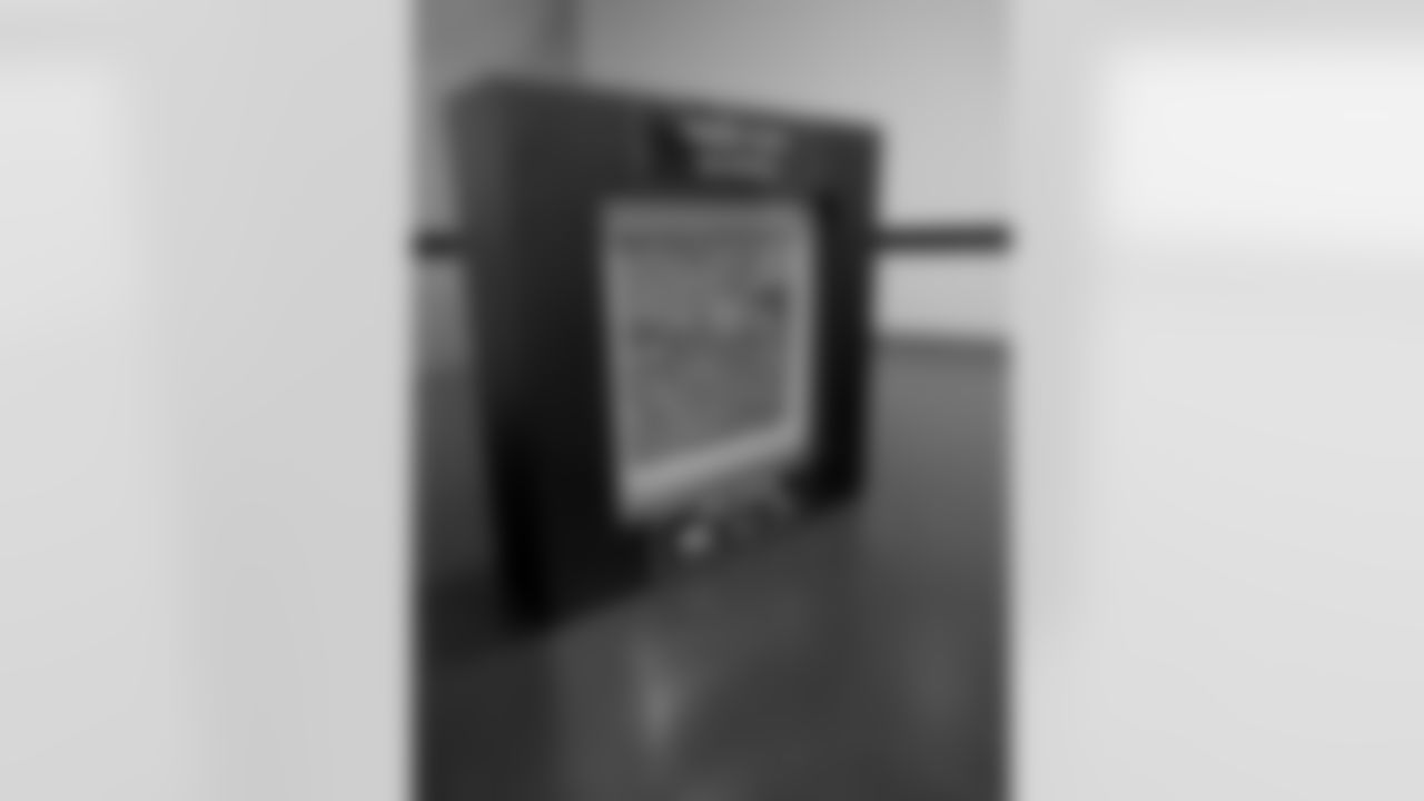 brandonw_66 [Brandon Williams]: @crockettgillmore and my little man kicking it on the couch!!!! #AintNoBodyMessingWithMyClique #FamilyIsntDefinedByJustBlood