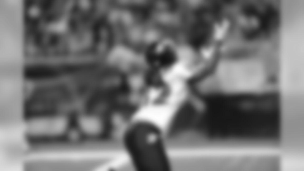 Some of the best shots from the Ravens-Rams game on Sunday, Sept. 25th at the Edward Jones Dome.