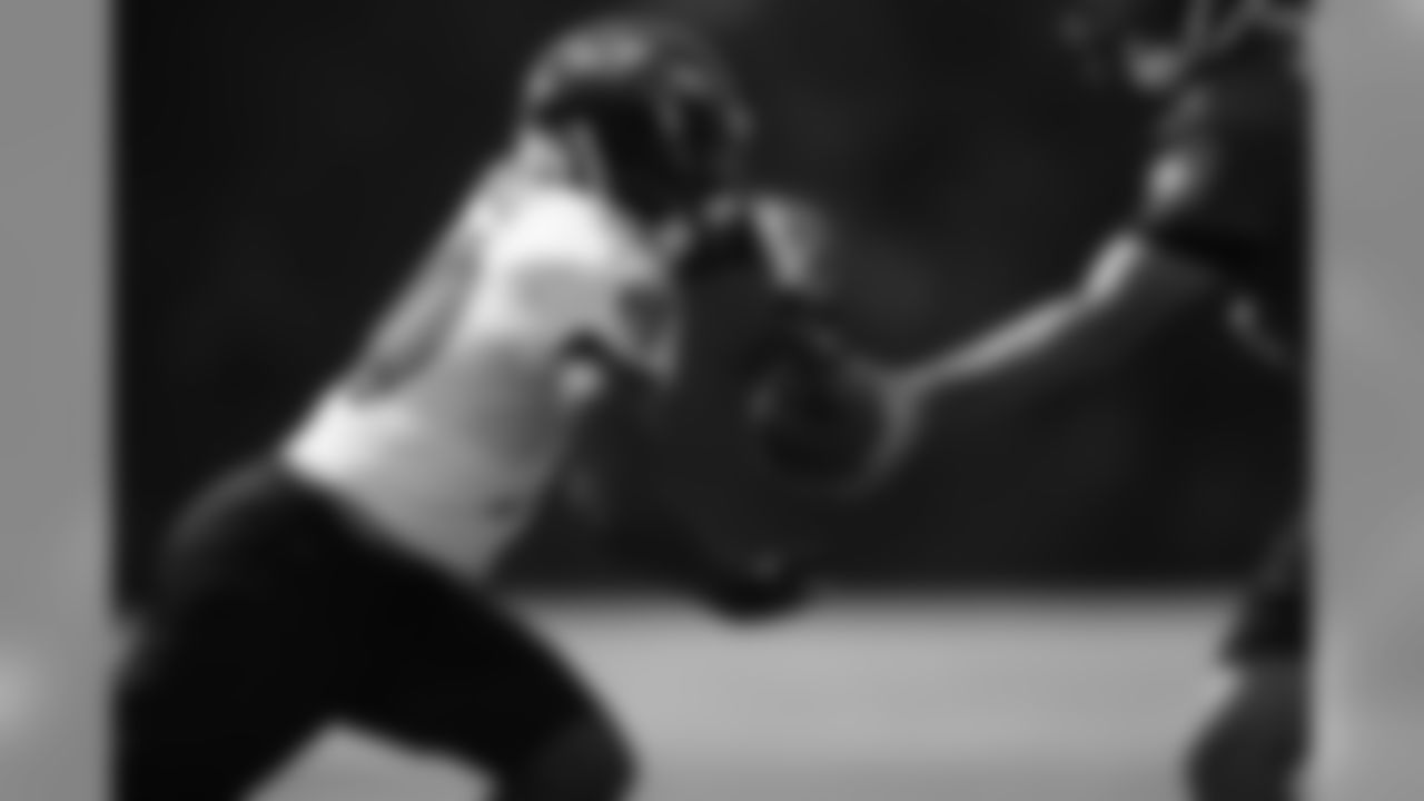 RB Bernard Pierce takes the ball from QB Joe Flacco.