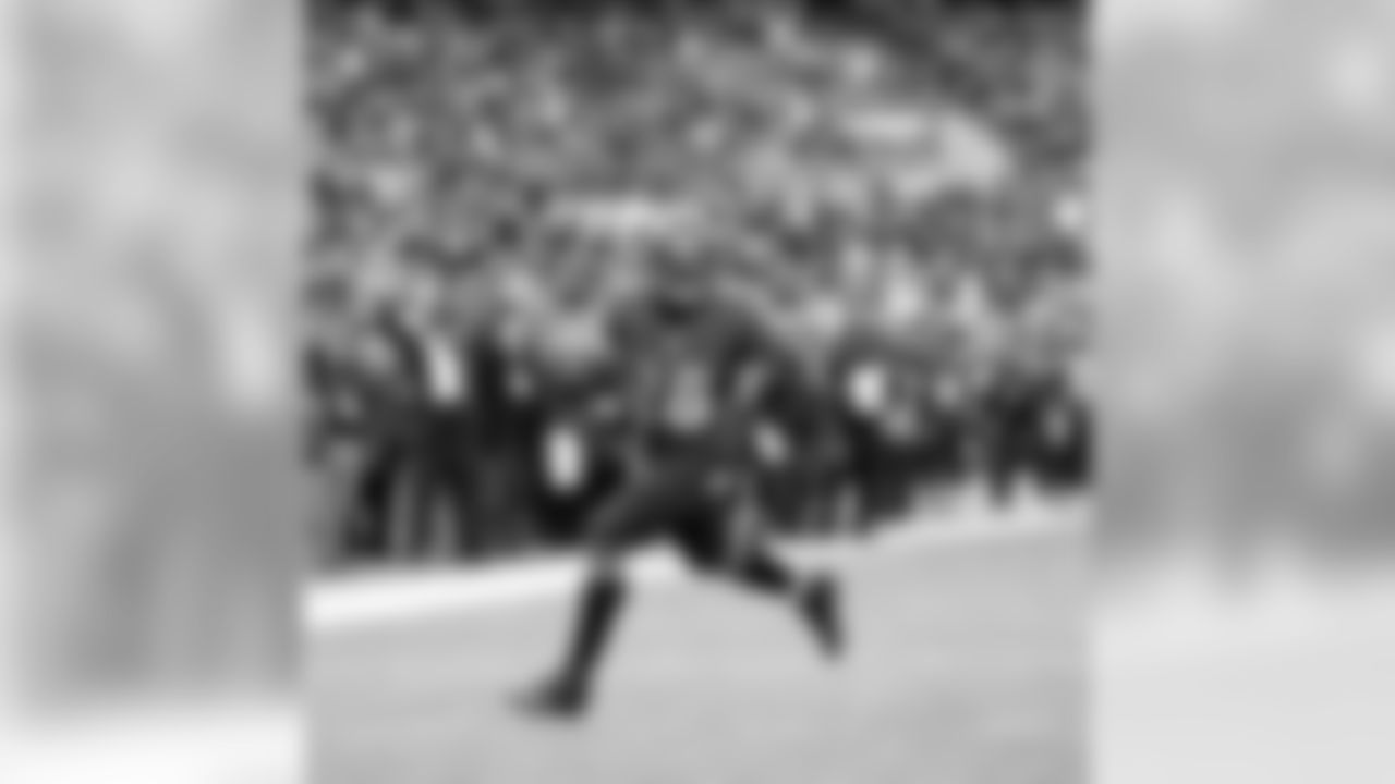 terrancewestbwi [Terrance West] They love you, then hate you just to love you all over again...