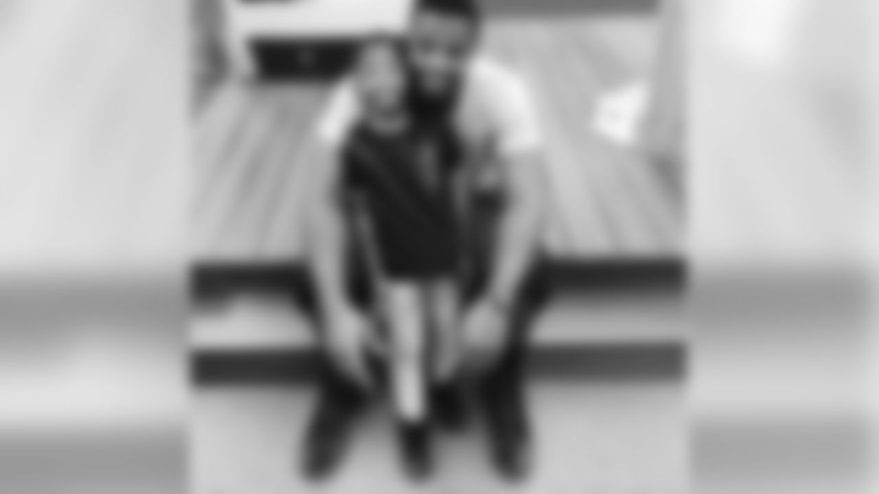 alevine.sr [Anthony Levine Sr.]: Happy Birthday to my son Anthony Levine Jr he turns 4 today!! Daddy Love you!! #Priceless