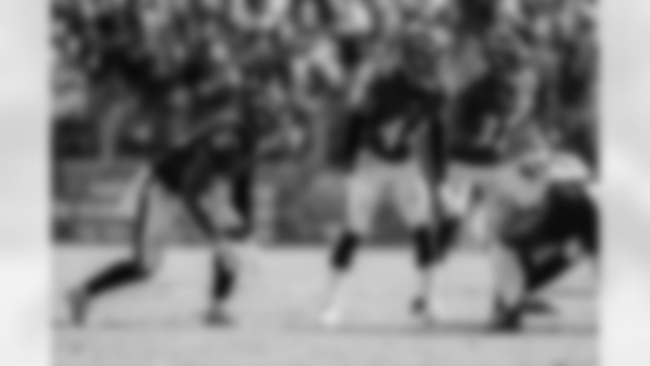 Weakness – Pass defense
Baltimore ranked last in the league, allowing 278.9 yards per game. Injuries played a massive role in this, with Marcus Peters missing the entire year, Marlon Humphrey out the last five games and DeShon Elliott only suiting up for six. Chuck Clark was the only Week 1 starter who made it through the year. Even with that said, the Ravens still had way too many coverage breakdowns even when most of the pieces were together. Humphrey also had some blips early in the year, getting beat for long plays in one-on-one coverage. Anthony Averett stepped up and played pretty well for the most part, though he also had some costly broken assignments.