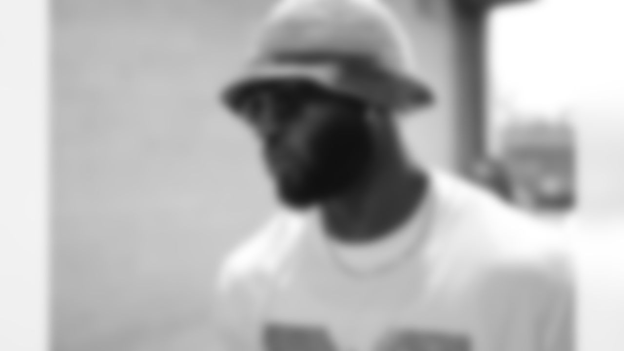 OLB Odafe Oweh