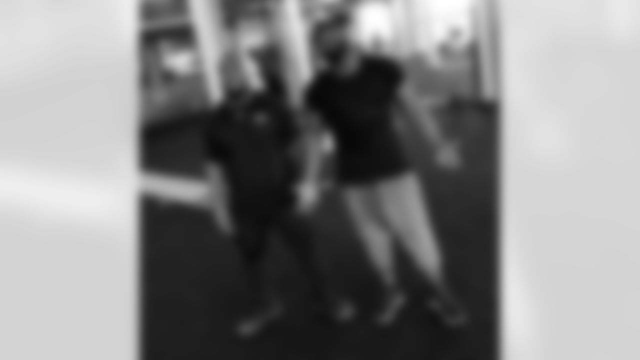 terrancewestbwi [Terrance West]: No days off!!! Running up a check on a Saturday with lil Brodie #TU