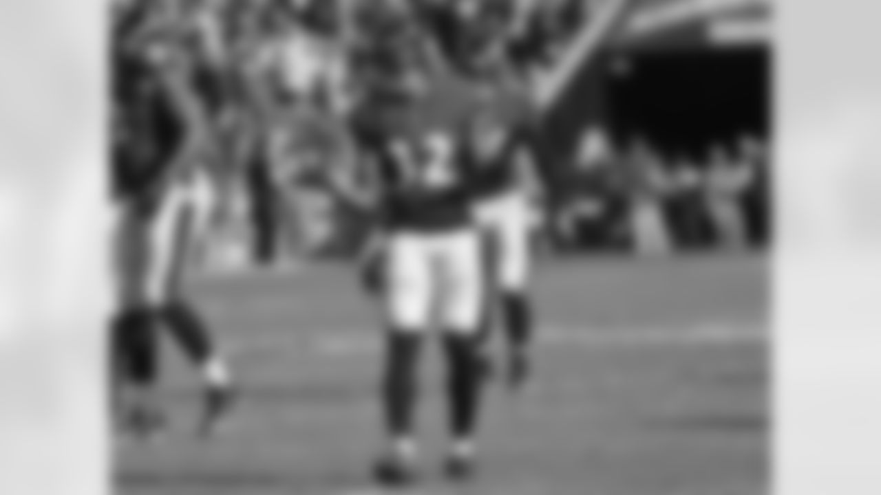 S DeShon Elliot