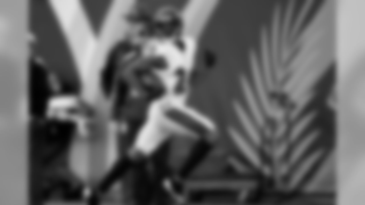 CB Marcus Peters