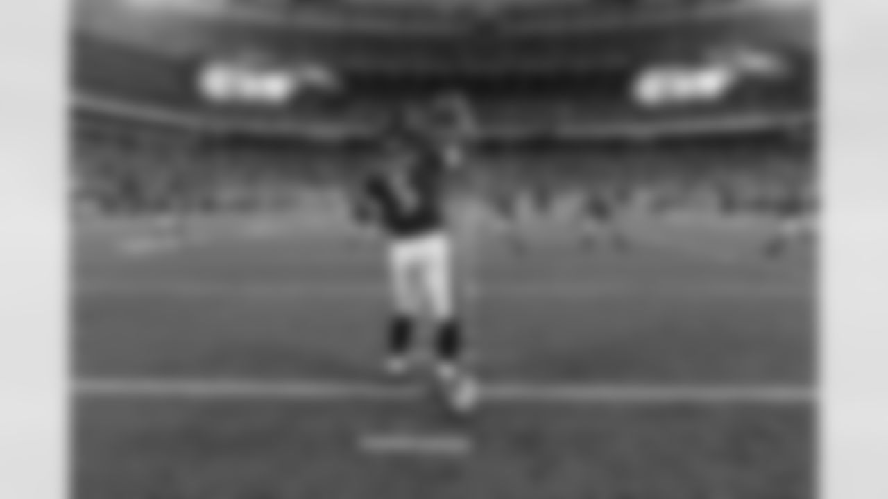 Images from before the Ravens' regular season opener against the New York Jets.