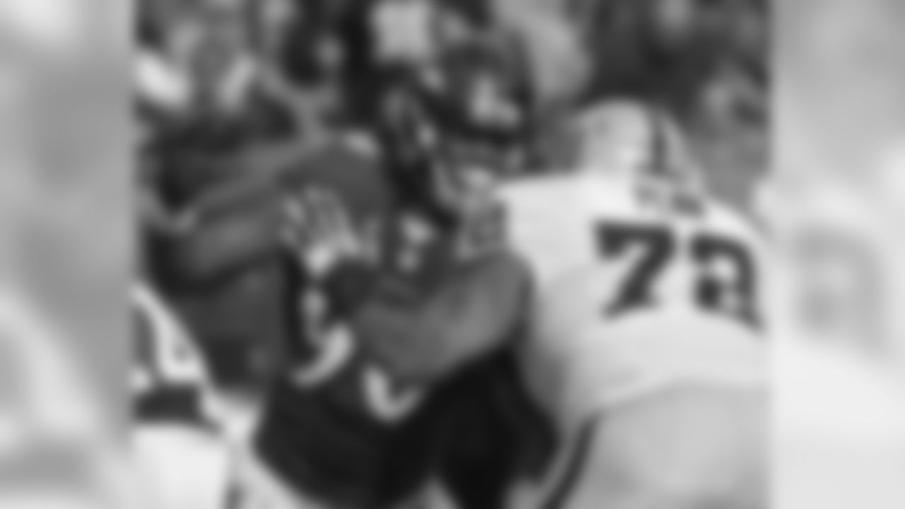 OLB Za'Darius Smith