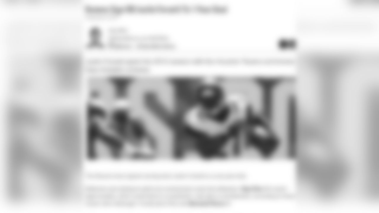 jforsett[Justin Forsett]:I know this is not TBT but I have to give thanks to God today. He is so faithful on this day last year He opened up a door that seemed closed for a moment. A year later things are a bit different and I'm extremely grateful. #ThankYouJesus #RavensNation #HungrierThanEver #BiggerChip