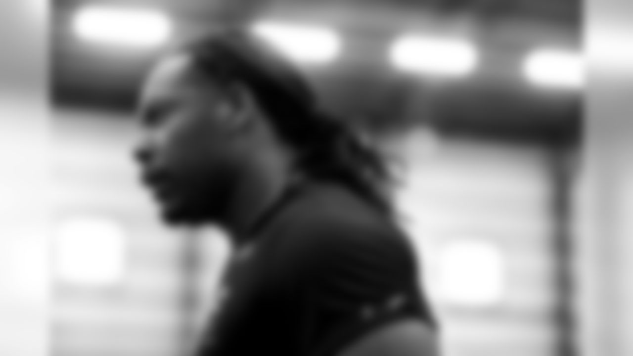 OLB Za'Darius Smith