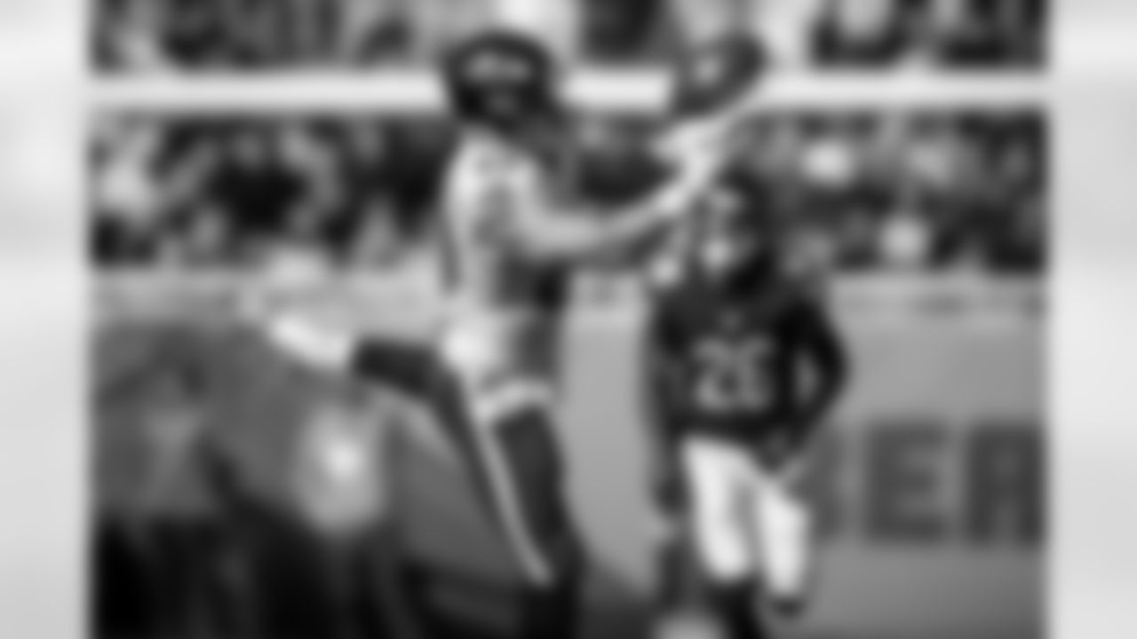 TE Mark Andrews