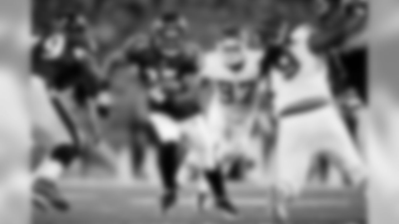 Some of the best action shots from the Ravens-Chiefs 2011 preseason game.
