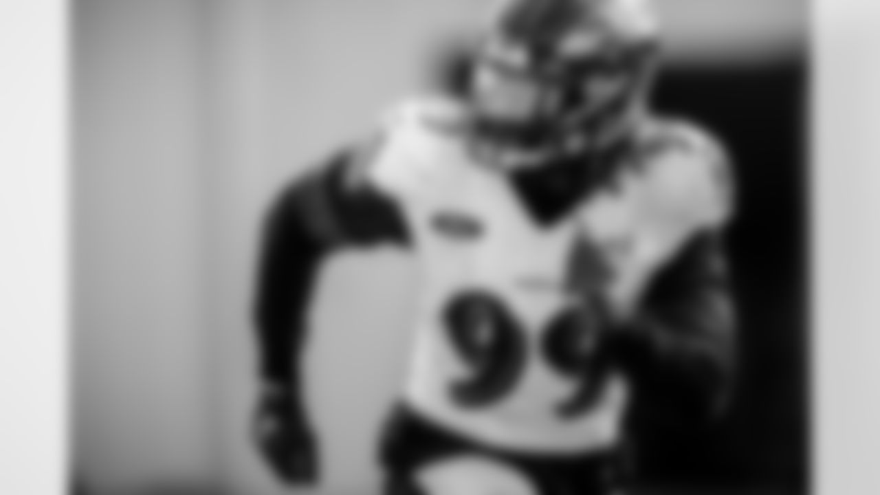 OLB Matthew Judon