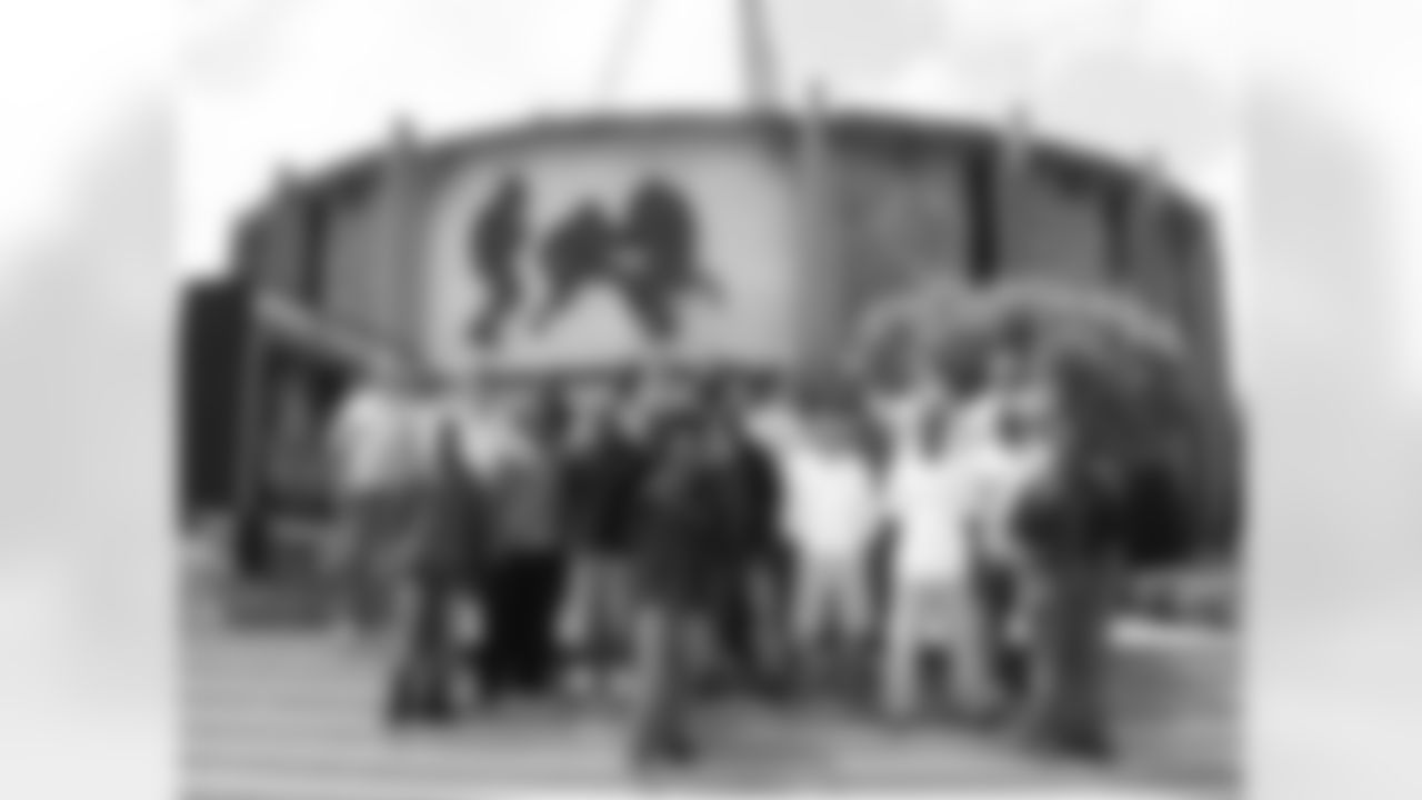 24 Ravens rookies pose for a photo in front of the Pro Football Hall of Fame in Canton, Ohio on Saturday, May 31, 2008.