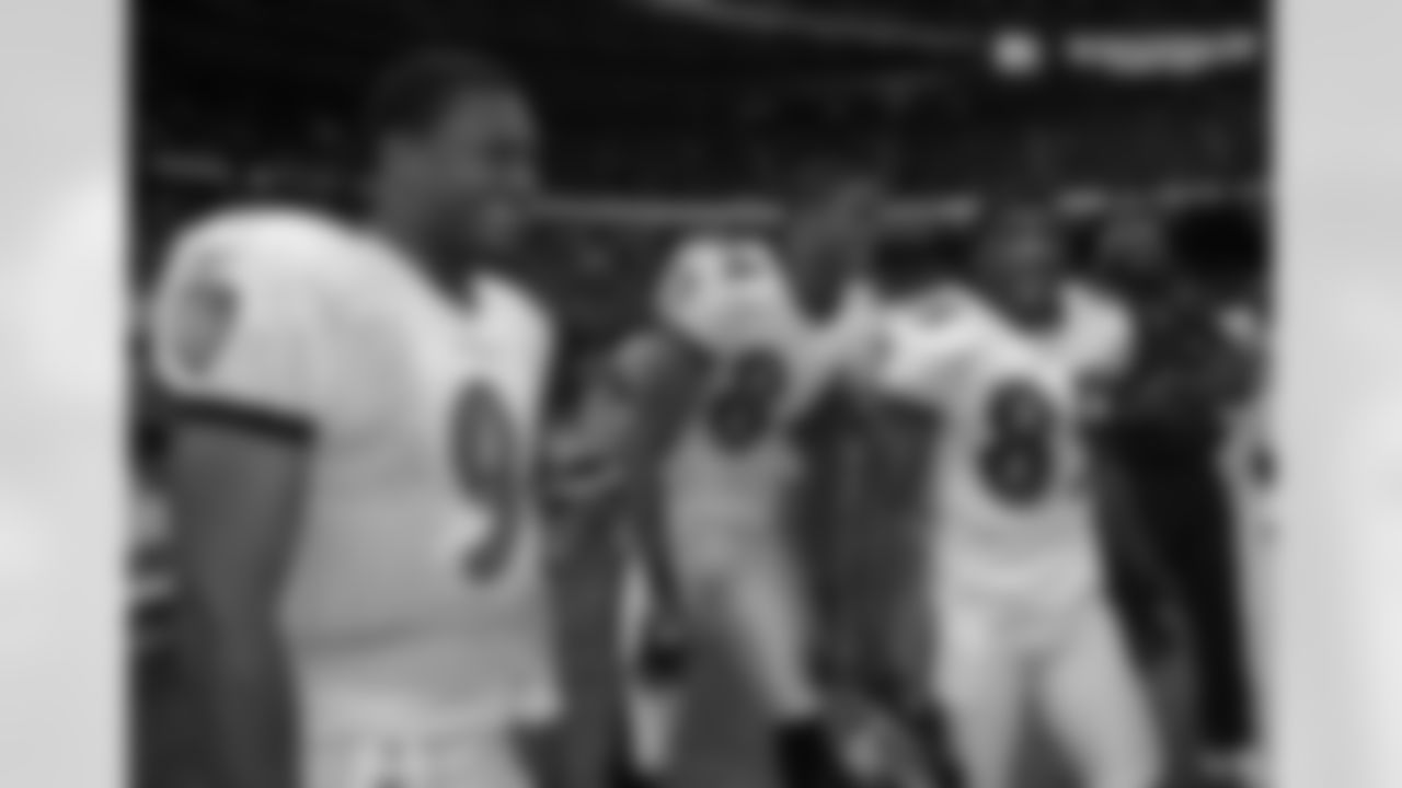 Steve McNair game action from the 2006 season.