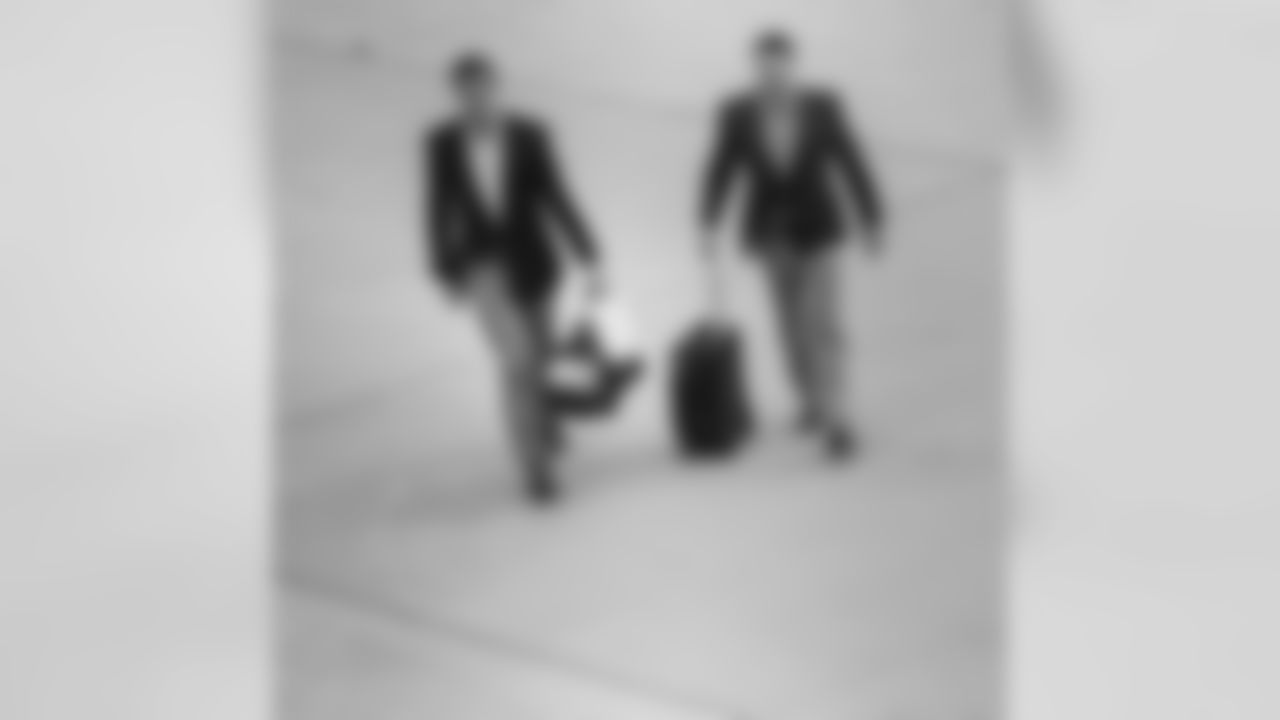 juicecheck44[Kyle Juszczyk]:Successful business trip with the roomie @phillipsupernaw #OntoNE