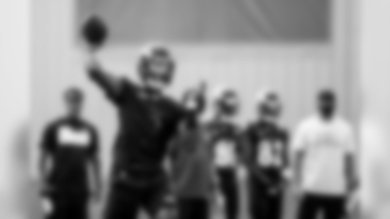 QB Tyler Huntley