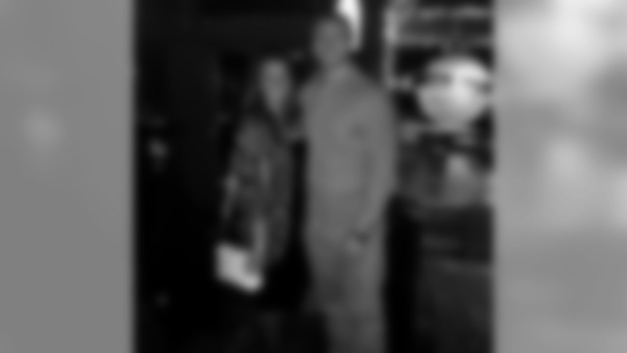 juicecheck44[Kyle Juszczyk]:First of many off season trips for me and @kristinarceri #BALtoBOS