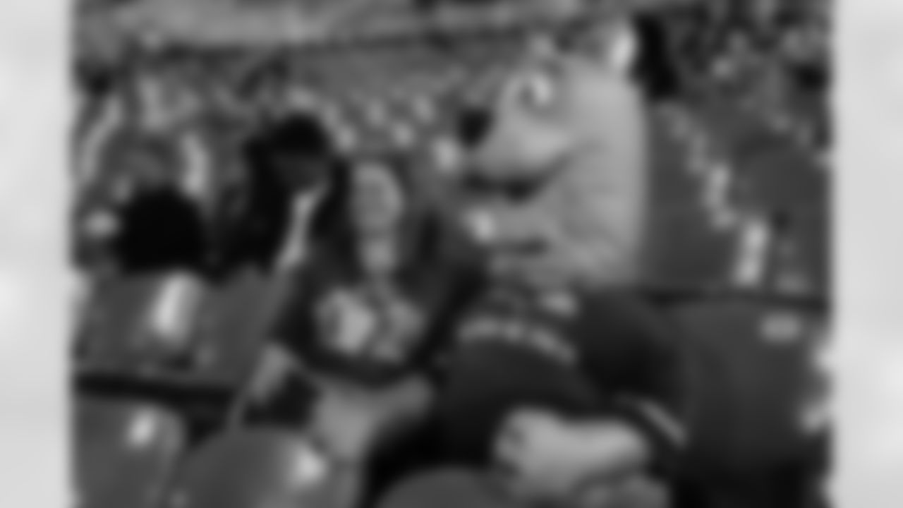 The Baltimore Ravens hosted a Movie Night for families and their children at M&T Bank Stadium on Thursday, October 21, 2021. Children and parents were in their Halloween costumes enjoying photos with Poe, the cheerleaders, and other Halloween themed activities.