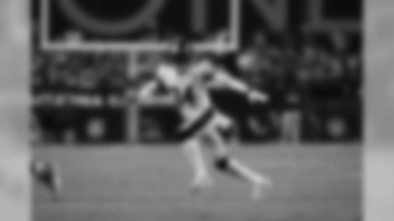 2018, Pittsburgh Steelers – S Terrell Edmunds, Virginia Tech
The strong safety has been a full-time starter in both of his first two years. He finished second on the team with 105 tackles last season.