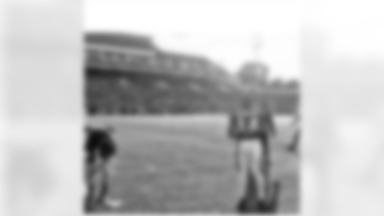 keenanreynolds [Keenan Reynolds] Home. Wit a lil different look.