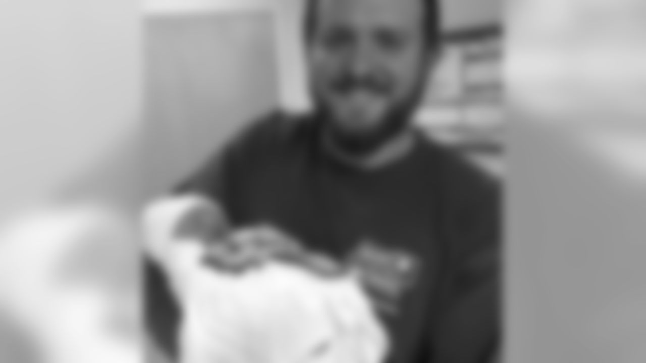 mikecamp12 [Michael Campanaro]