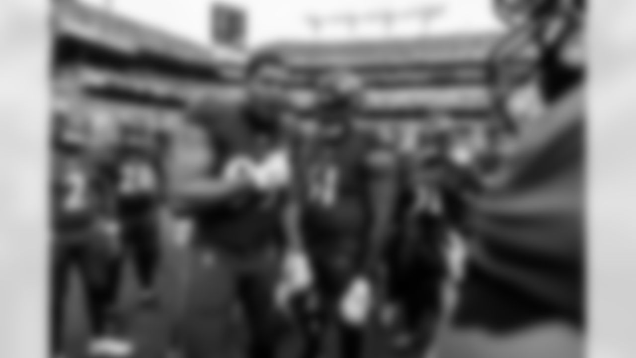 DE Calais Campbell