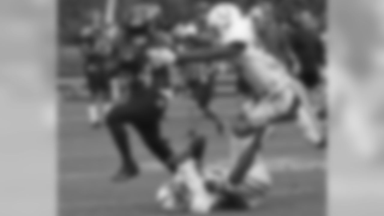 RB Alex Collins