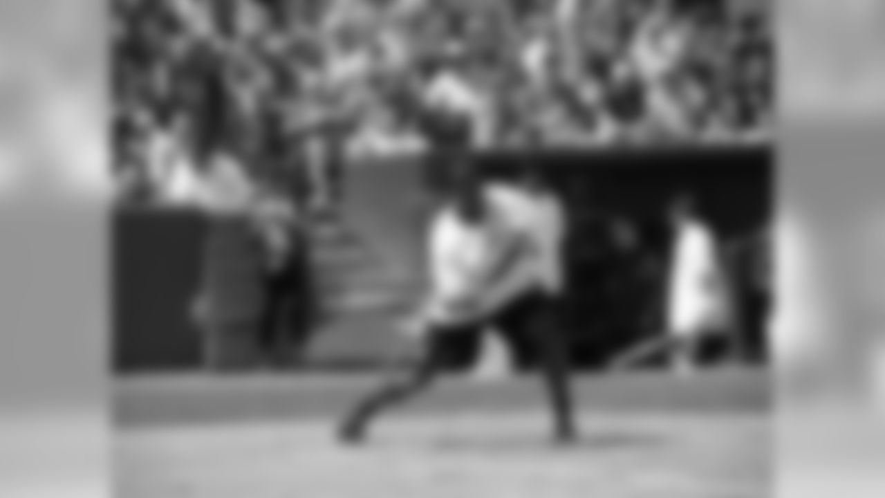 On Sunday, June 3, 2012, Ravens CB Lardarius Webb hosted the Third Annual Softball Classic. Many of Webb's teamates showed up to support and raise money for the Lardarius Webb Foundation, which raises funds and awareness for critically ill children and th