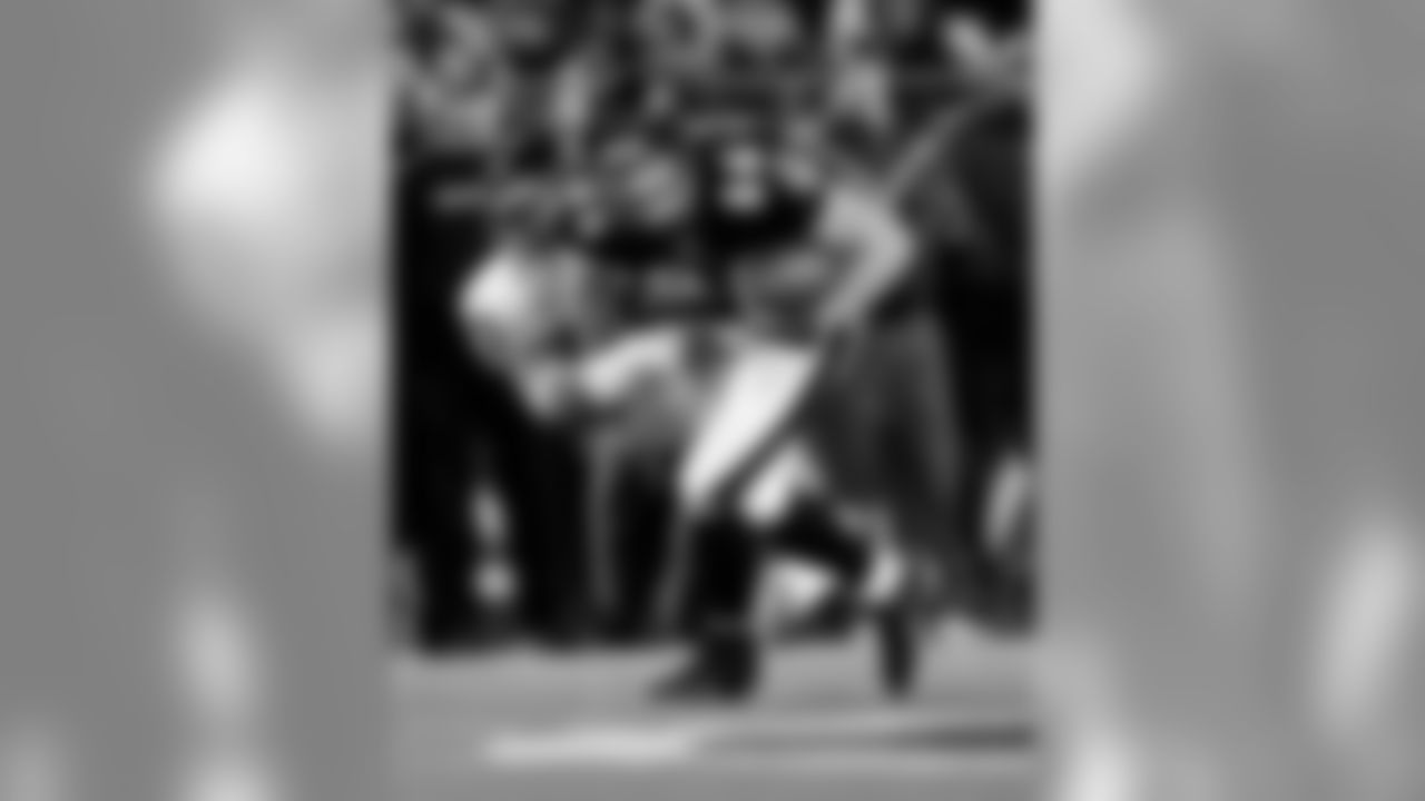 Images from the Ravens' 31-7 win over the visiting Chicago Bears in Week 15. The Ravens took an early lead in the snow-delayed game and never looked back as quarterback Joe Flacco threw four touchdowns and the defense didn't allow a Chicago score.