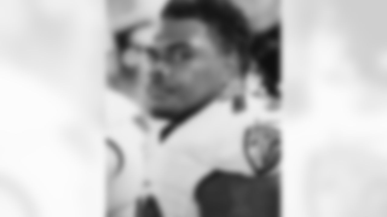 megatronnie [Ronnie Stanley]: The look you give when you know you're ready for the season. #ravensflock