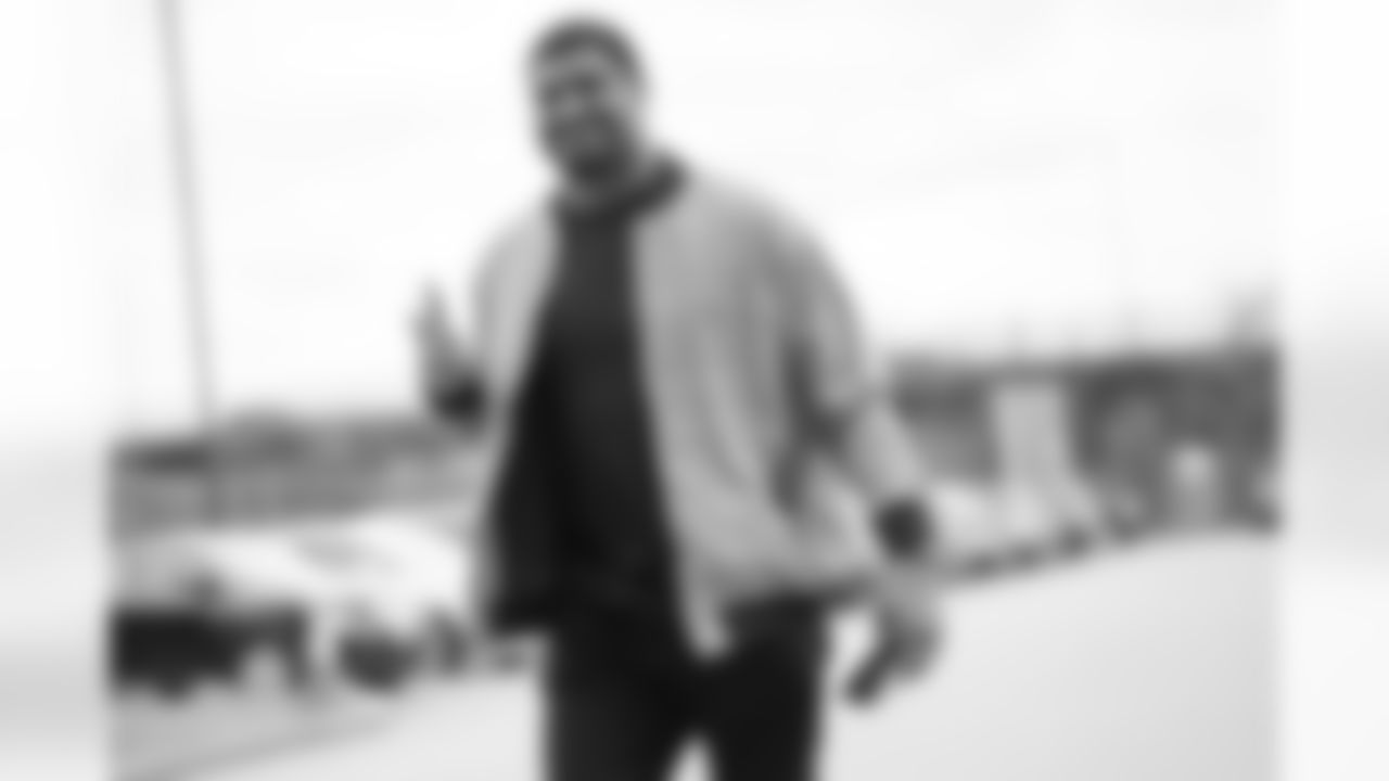 DE Calais Campbell