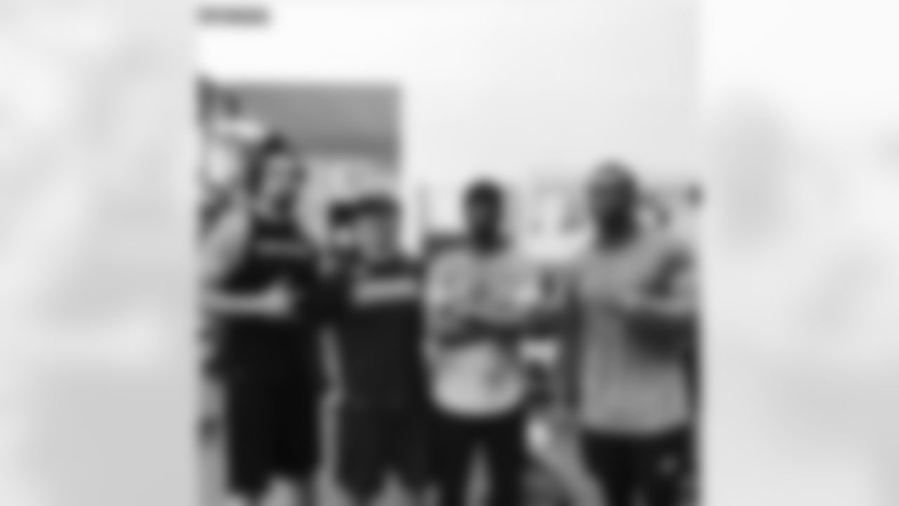 @bkaufusi90 (Bronson Kaufusi) Gotta train with beasts to be a beast! Love coming back and training at the Y.