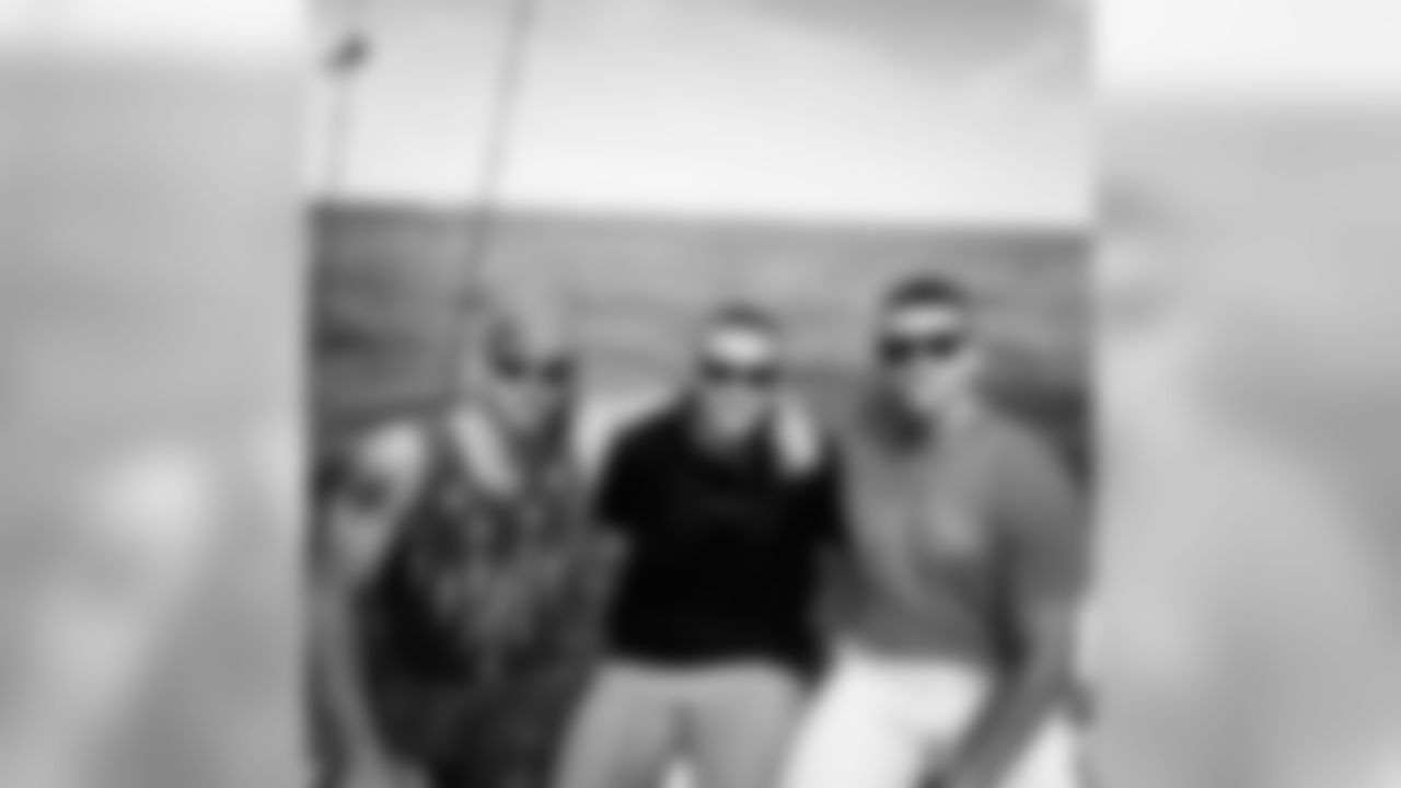juicecheck44 [Kyle Juszczyk]: Juszczyk brothers take on the walleye of Lake Erie #wewon