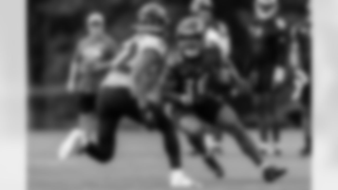 RB Tyler Badie