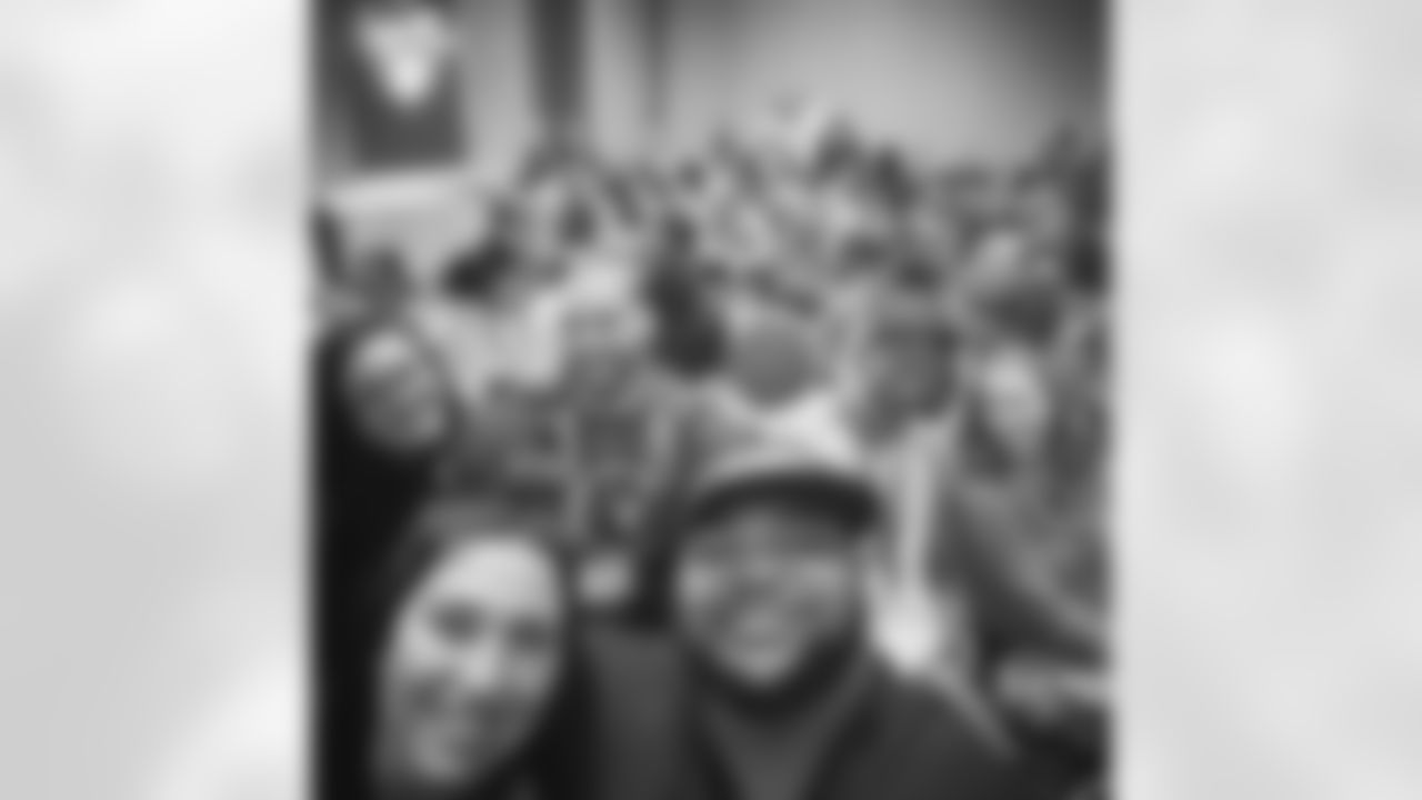 brandonw_66[Brandon Williams]: #PAO #TheIncrease #ChurchIsInSession @alyssawylene @andreaguy93