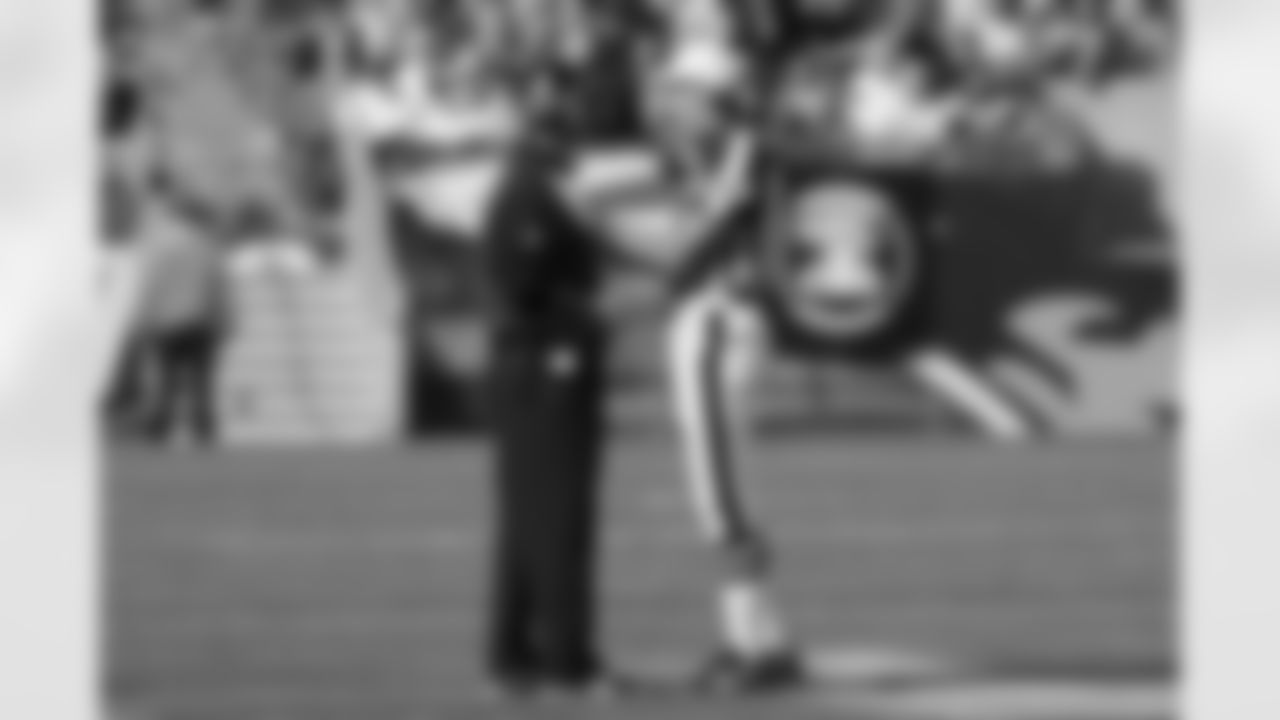 Images from the second quarter of the Ravens' Week 6 game at New England on Sunday, Oct. 17, 2010.