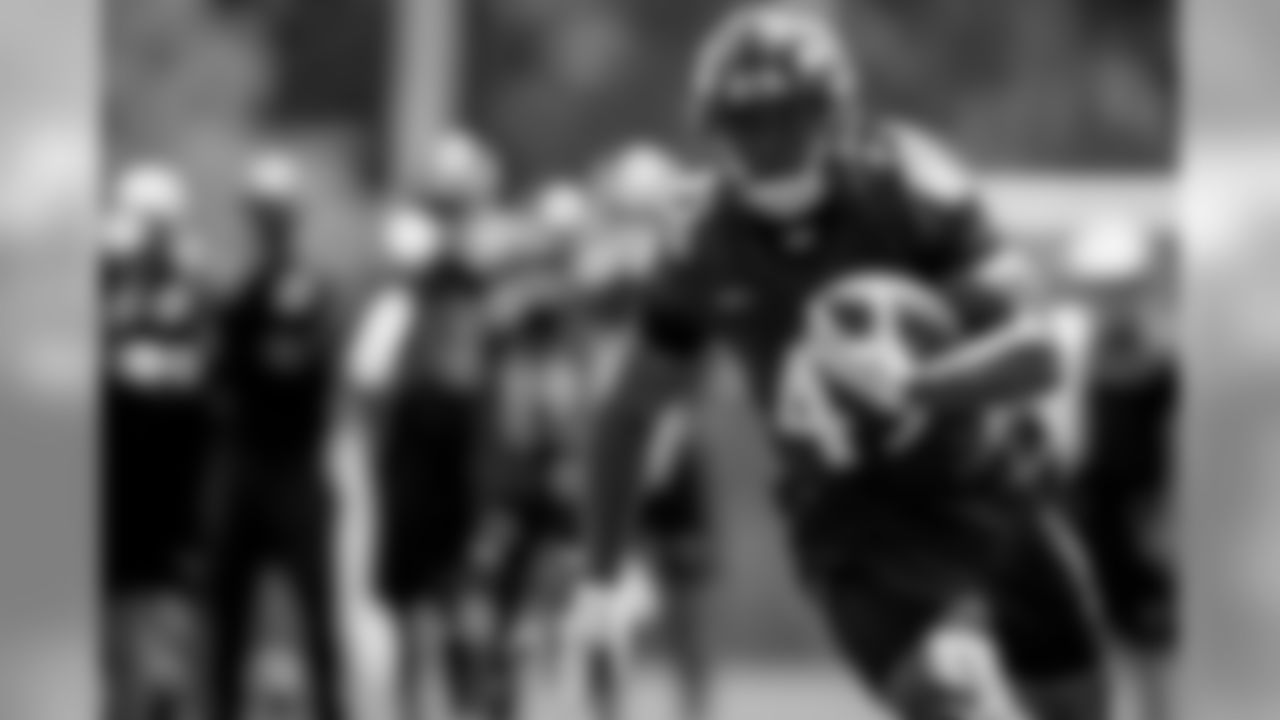 RB Christopher Ezeala