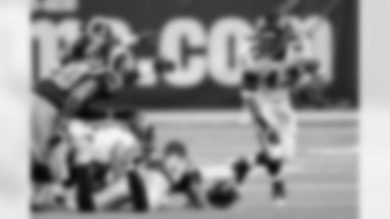 Images from the Ravens' 27-21 road loss to the St. Louis Rams in the fourth and final preseason game of the 2010 season. Baltimore finished the preseason with a 3-1 record.