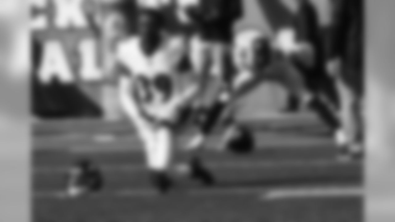 CB Brandon Carr