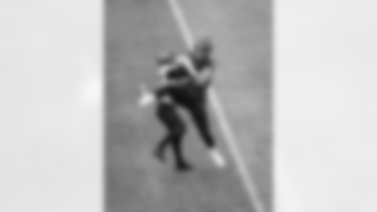 Baltimore Ravens TE Mark Andrews (89) catches the ball over top a Jacksonville Jaguars defender on December 20, 2020 at M&T Bank Stadium