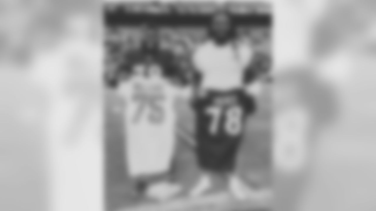 mpierce_78 [Michael Pierce]: I Remember Watching This Man Work At His Pro Day & Praying That I Get The Same Opportunity! God Brought Us A Might Long Way, From Samford To The NFL... #Blessed #ForeverSU