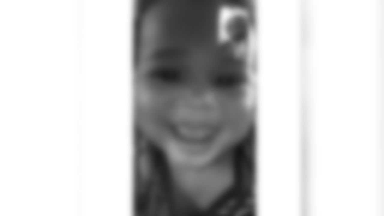 torreysmithwr[Torrey Smith]:FaceTime with @libraladii and lil Torrey on the way to the stadium! Thankful for another opportunity to play this game!